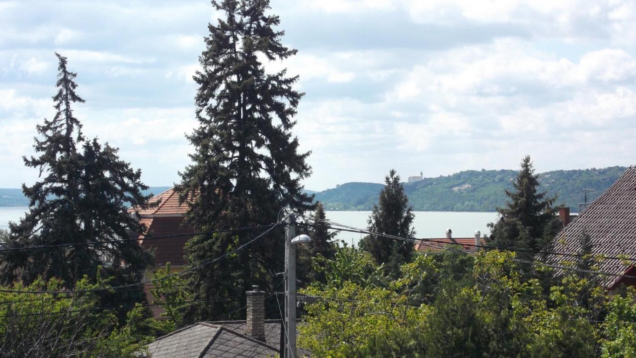 Anita Apartmanhaz Apartment Balatonfured Exterior photo