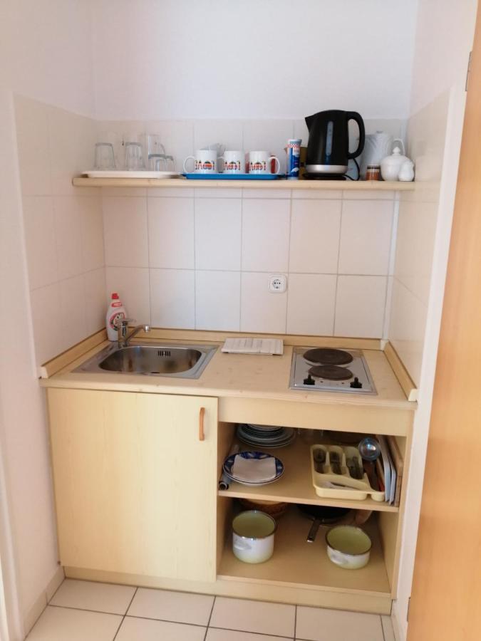 Anita Apartmanhaz Apartment Balatonfured Exterior photo